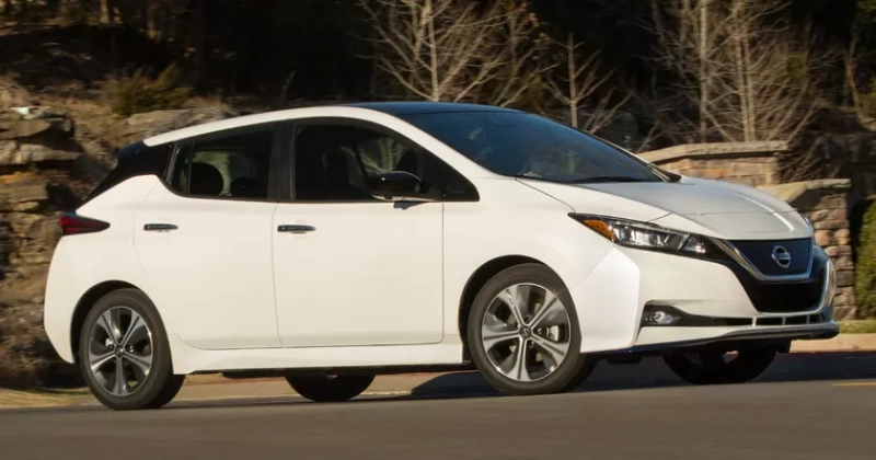 Explorando el Futuro Automotriz: Características Destacadas del Nissan Leaf 2020