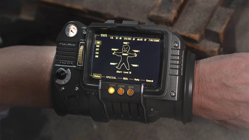 Виртуальный помощник из Fallout воплощен в жизнь: встречаем Pip-Boy 3000