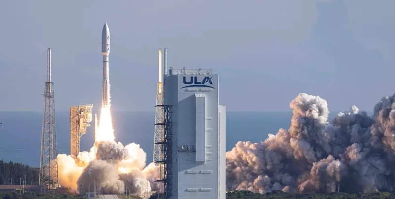 Ракета Atlas V выводит на орбиту засекреченный спутник SILENTBARKER