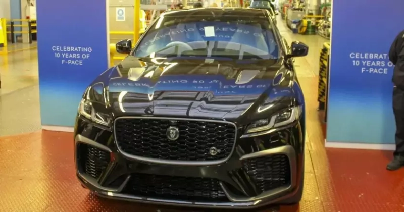 Последний вздох Jaguar F-Pace SVR: легенда покидает конвейер