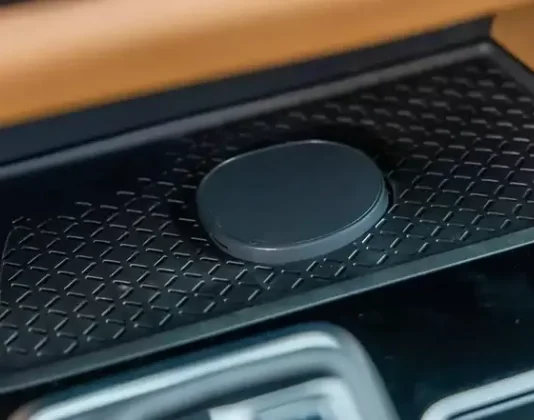 Революция беспроводной зарядки: Nissan раскрыл детали Qi2 для Pathfinder и Murano