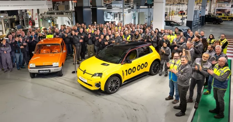 Renault празднует выпуск 100-тысячного R5: Революция в мире электромобилей продолжается