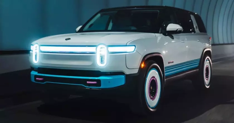Miami Goes Electric with Rivian's Sleek R1S Quad Edition!