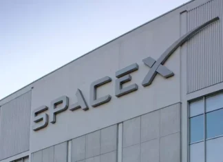 SpaceX готовит рекордное IPO: $800 млрд и амбициозные космические планы