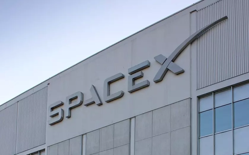 SpaceX открывает двери: все об архитектуре их нового здания