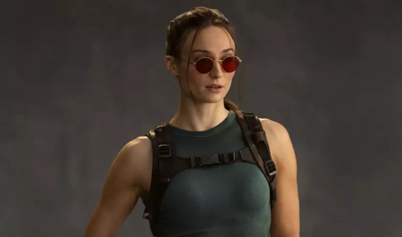 Легенда возвращается: Софи Тернер в роли Лары Крофт поражает фанатов