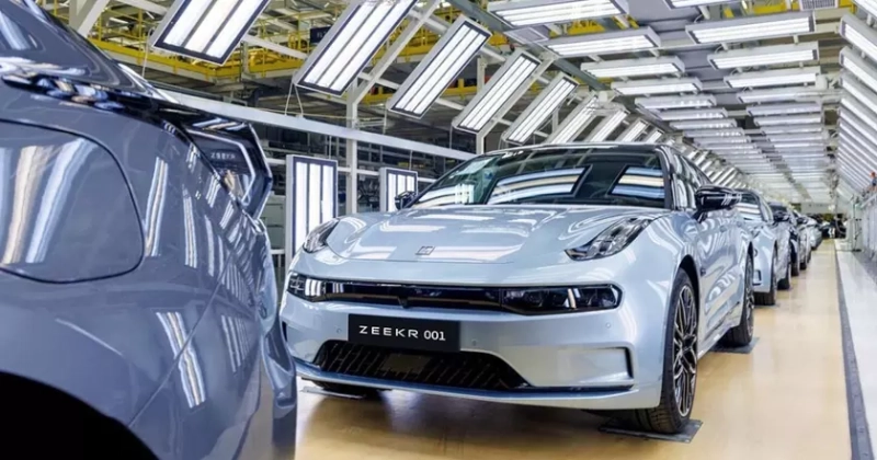 Автомобильный завод в действии: рождение Zeekr 001