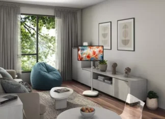 Передвижной 4K-дисплей Hisense: Как технологии меняют домашнее пространство