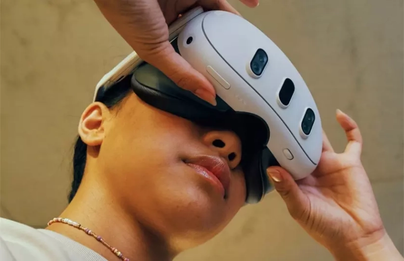 Погрузиться в мир VR с новой гарнитурой от Meta