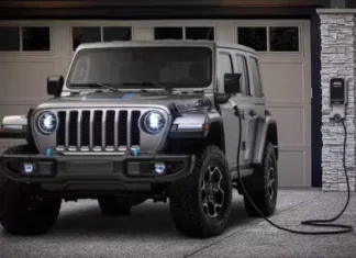 Stellantis закрывает эру плагин-гибридов: Почему Jeep и Chrysler меняют курс электрификации