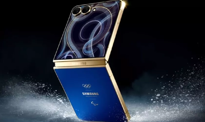 Experience the Best of Both Worlds with the Galaxy Z Flip7 Olympic Edition