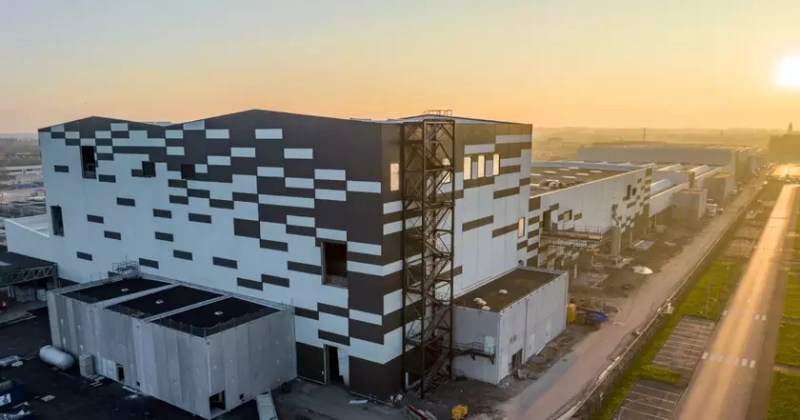 Французский вклад в электромобильное будущее: Открытие завода ACC