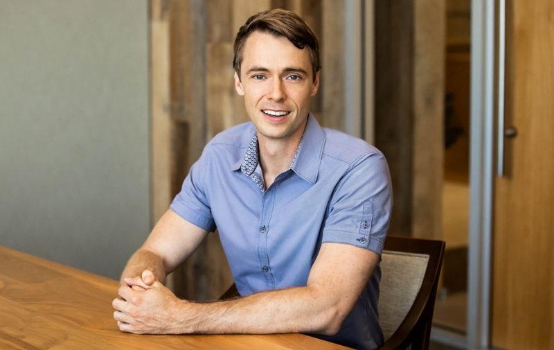 Bloomberg: более сорока специалистов по ИИ покинули Apple за месяц — среди них руководитель подразделения Siri Стюарт Боуэрс