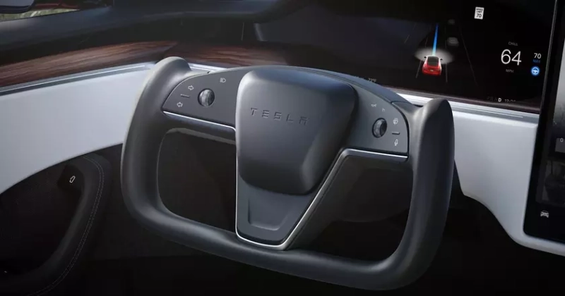 Инновации или маркетинговый ход? Изучаем усечённый руль Tesla