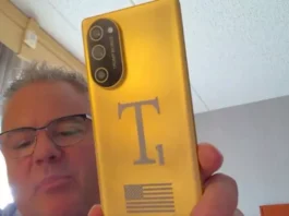 Раскрыты детали Trump Phone: золотой корпус и странный дизайн камер