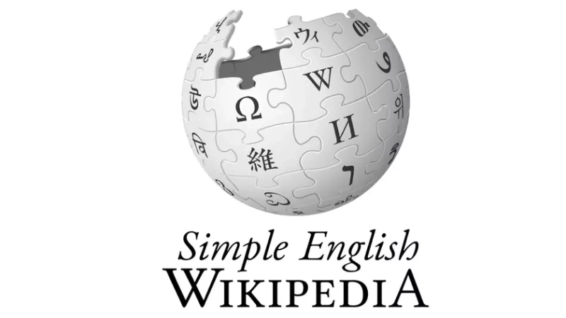 Как изменялся логотип Simple English Wikipedia за годы?
