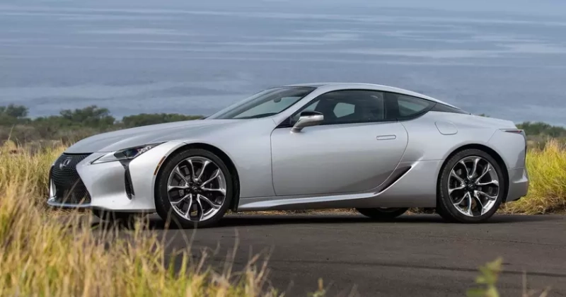 Innovation in Motion: The Lexus LC Experience for the Tech Enthusiast