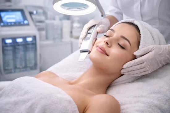 Професійний догляд для шкіри обличчя: що варто знати перед процедурою
