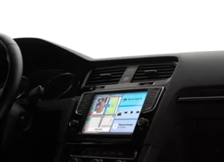 Tesla заморозила CarPlay: почему новая iOS 26 не спасла интеграцию