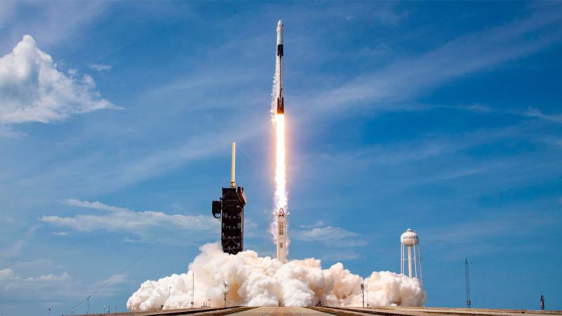 20 лет первому фиаско: как ржавая гайка чуть не похоронила SpaceX