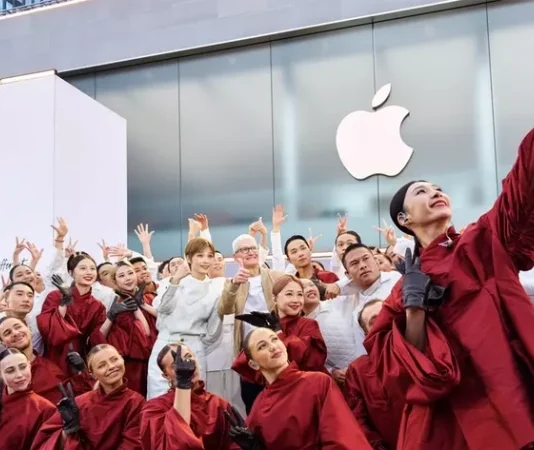 iPhone 17e: Apple покорила китайский рынок беспрецедентным «бюджетным» прорывом