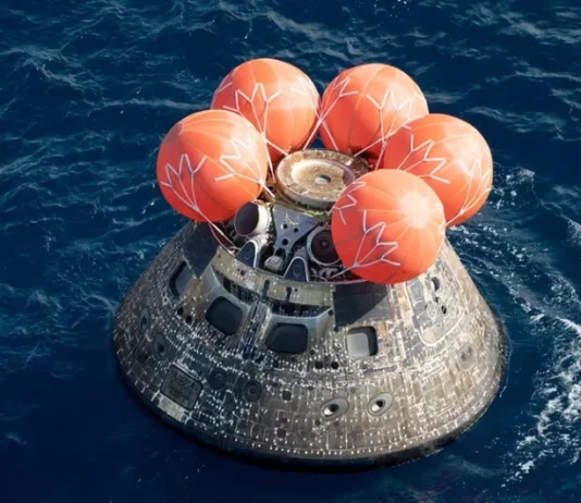 Прорыв NASA: Экипаж Artemis II установил новый рекорд дальности полета и успешно вернулся на Землю