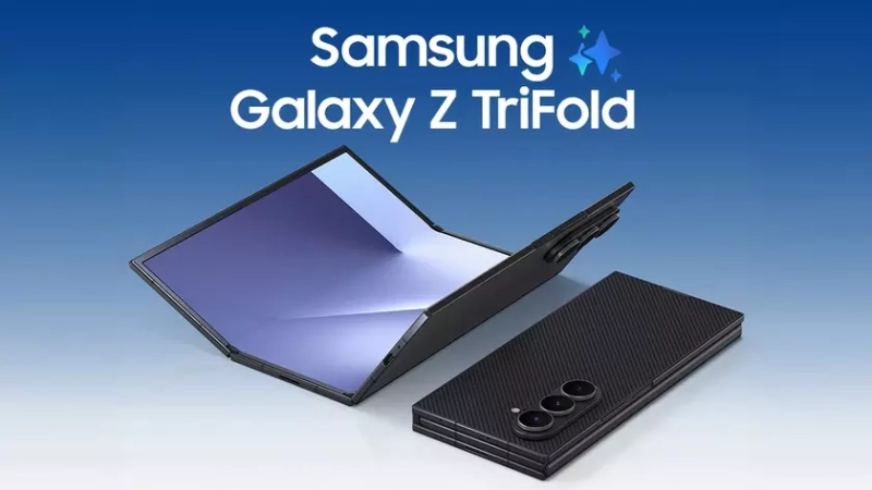 Смартфон Samsung Galaxy Z TriFold в разложенном состоянии