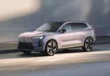 Volvo XC70 к 99-летию: Технологический прорыв с кинотеатром на лобовом стекле