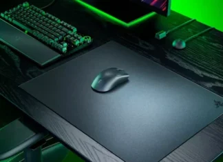 Razer представила Atlas Pro: Ультратонкий стеклянный коврик для экстремальной точности