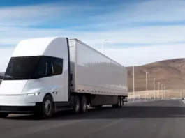 Tesla Semi: революция в грузоперевозках стартовала — первый массовый электротягач уже едет