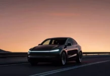 Tesla Robotaxi на Android: революция беспилотного такси добралась до смартфонов Google