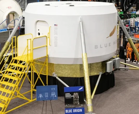 Прорыв в лунной гонке: Blue Origin готовит NASA революционный тренировочный модуль для Artemis