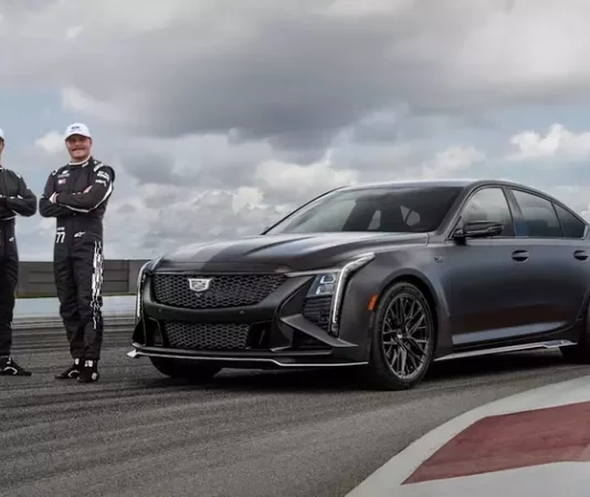 Cadillac раскрыл абсолютный гоночный монстр: 685 л.с. для настоящих энтузиастов