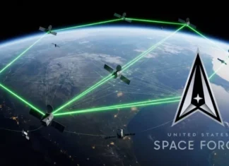 SpaceX раскрыла детали «военного интернета»: как лазеры изменят космическую связь
