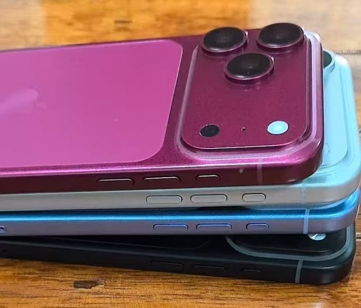 iPhone 18 Pro: вишневый цвет и более толстый корпус на новых макетах