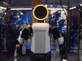 Atlas протестировал новый режим: как Boston Dynamics научила робота таскать холодильники за сутки