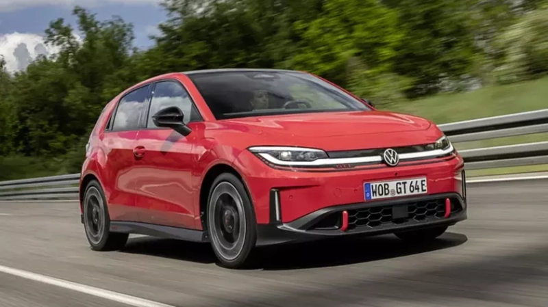Электрический хэтчбек Volkswagen ID. Polo GTI красного цвета