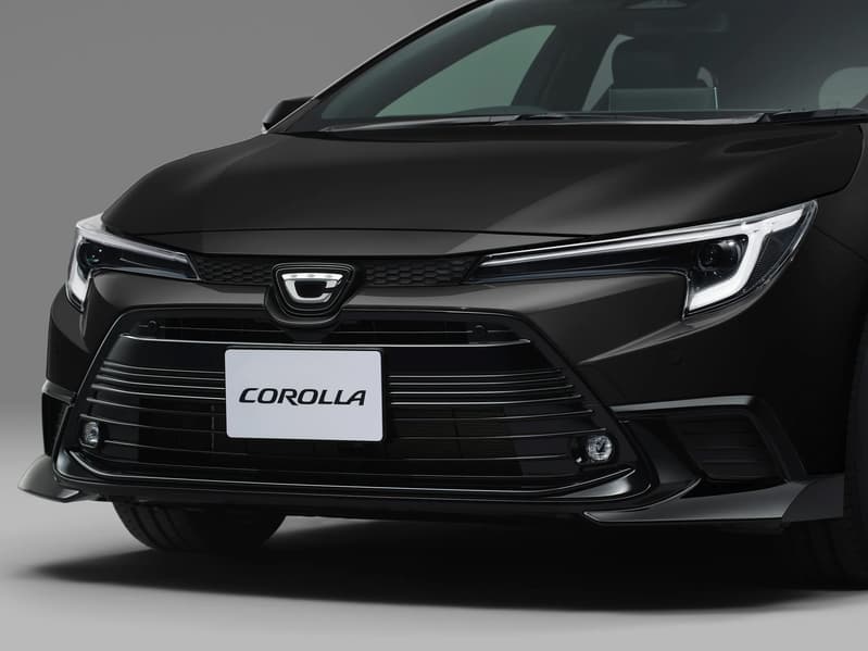 Шестьдесят лет на колесных дисках: Toyota выпустила юбилейную Corolla