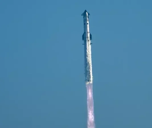 SpaceX раскрыла новые возможности: Starship V3 совершил прорывной суборбитальный полет