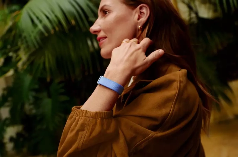 Новый уровень здоровья с Fitbit Air: анализируем возможности