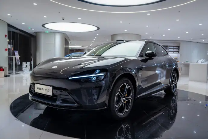 Xiaomi YU7 GT в автосалоне