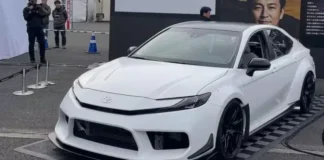 Двухмоторный beast: Toyota Camry, которая взрывает представления о среднем седане