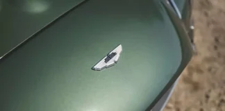 Коллекционный шедевр: Редчайший Aston Martin DB4 GT Zagato выходит на аукционные торги