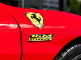 Ferrari Scuderia Spider 16M 2009 года выставлена на аукцион: почему коллекционеры готовы переплачивать за последний хит эпохи побед