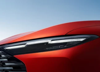 Ford Mondeo Sport: Гибридный кроссовер, который бросает вызов электрической революции