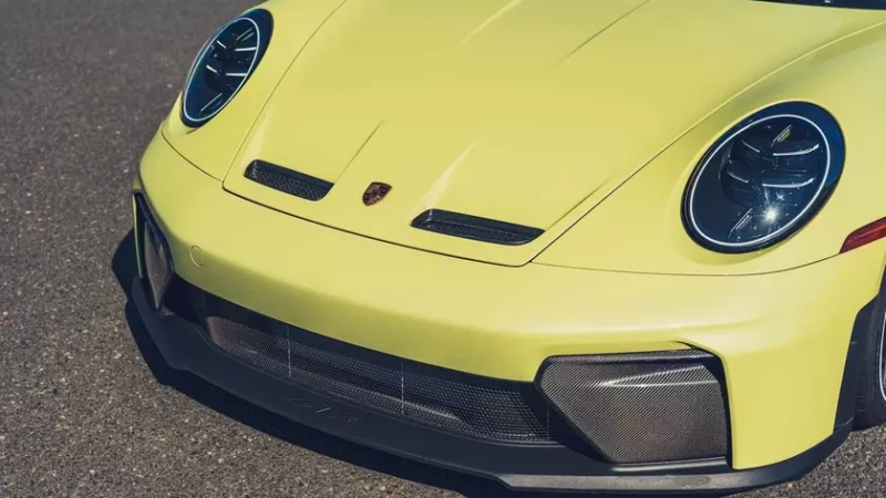 Спортивный автомобиль Porsche 911 GT3 2026 года