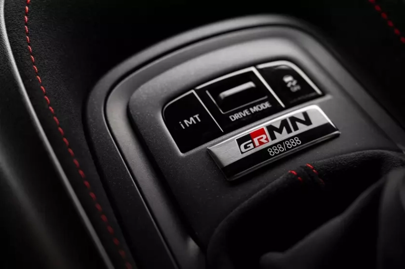 Toyota GRMN Corolla 2026 на трассе