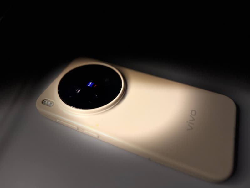 Vivo X300 Ultra против X300 Pro: когда дороже не значит лучше в рейтинге DxOMark