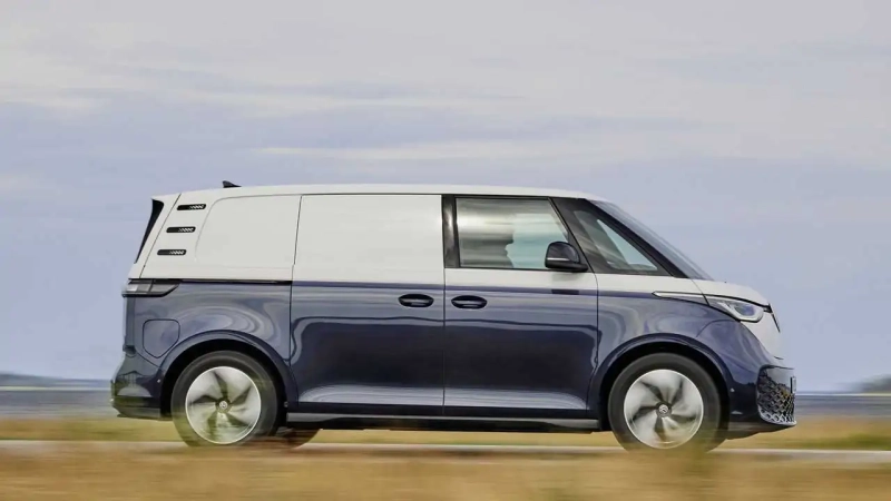 Volkswagen One Click: как собрать фургон мечты без лишних инструментов и нервов
