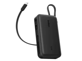 Belkin анонсировала повербанк с встроенным кабелем: 45 Вт мощности и цифровой дисплей вместо светодиодов